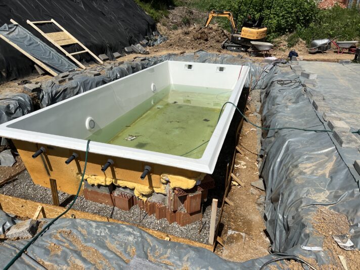 427822D6-F1D2-49C2-8B9E-07ADBE3C0049